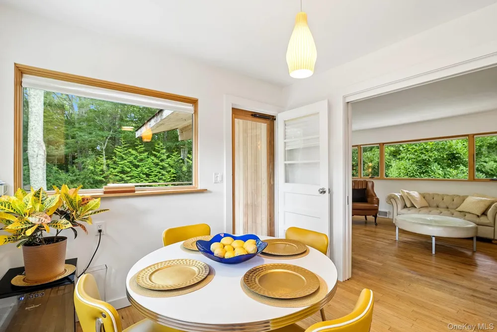 4 Lincoln Street Sag Harbor, NY 11963