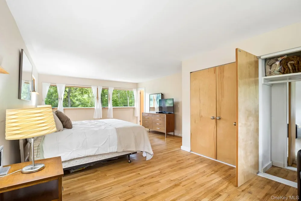 4 Lincoln Street Sag Harbor, NY 11963