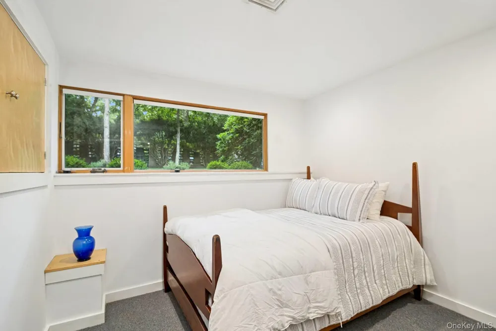 4 Lincoln Street Sag Harbor, NY 11963