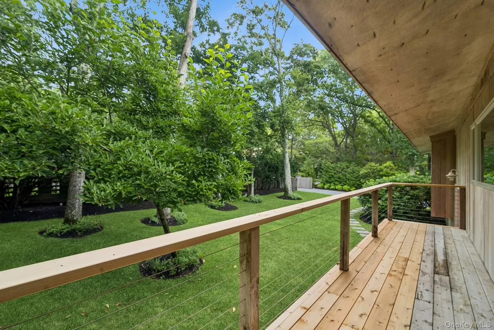 4 Lincoln Street Sag Harbor, NY 11963