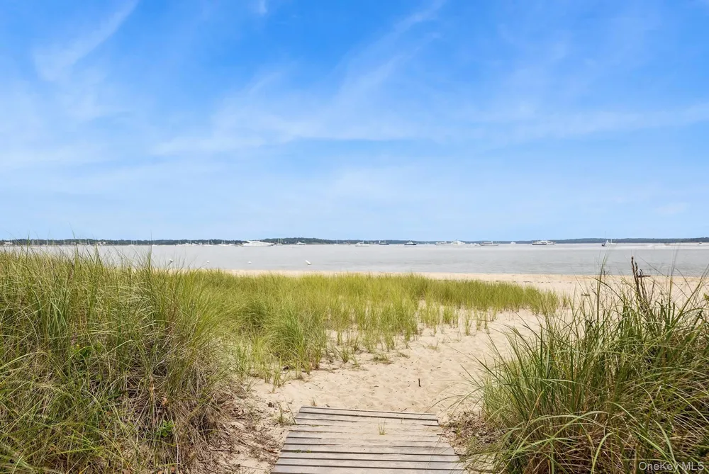 4 Lincoln Street Sag Harbor, NY 11963