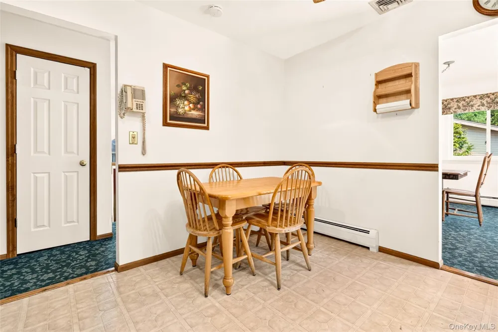 10 Lighthouse Court Tomkins Cove, NY 10986