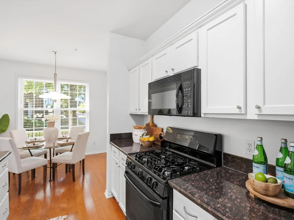 229 Scio Village Court #106 Ann Arbor, MI 48103