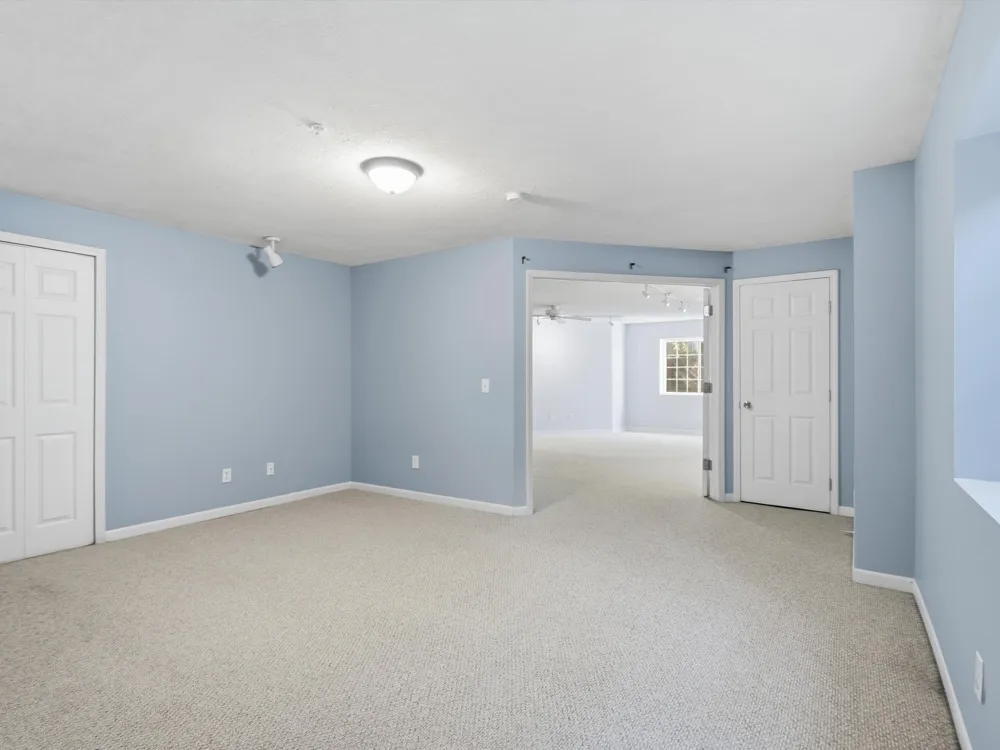 229 Scio Village Court #106 Ann Arbor, MI 48103