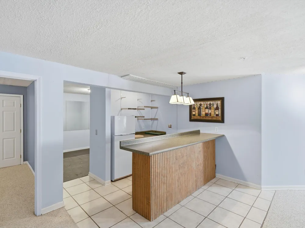 229 Scio Village Court #106 Ann Arbor, MI 48103