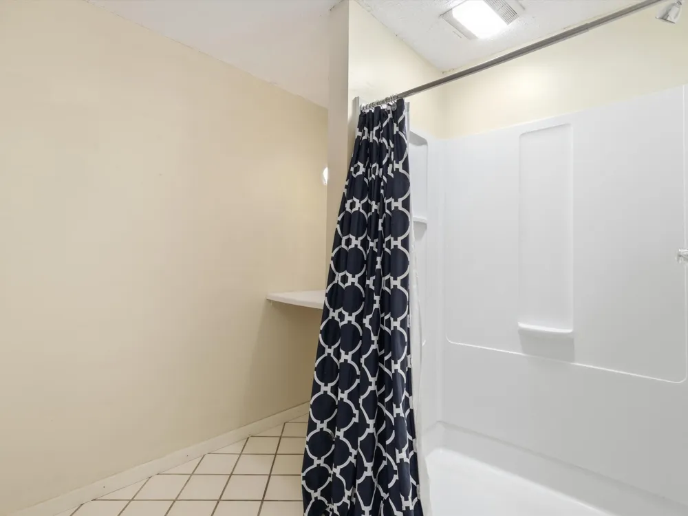 229 Scio Village Court #106 Ann Arbor, MI 48103