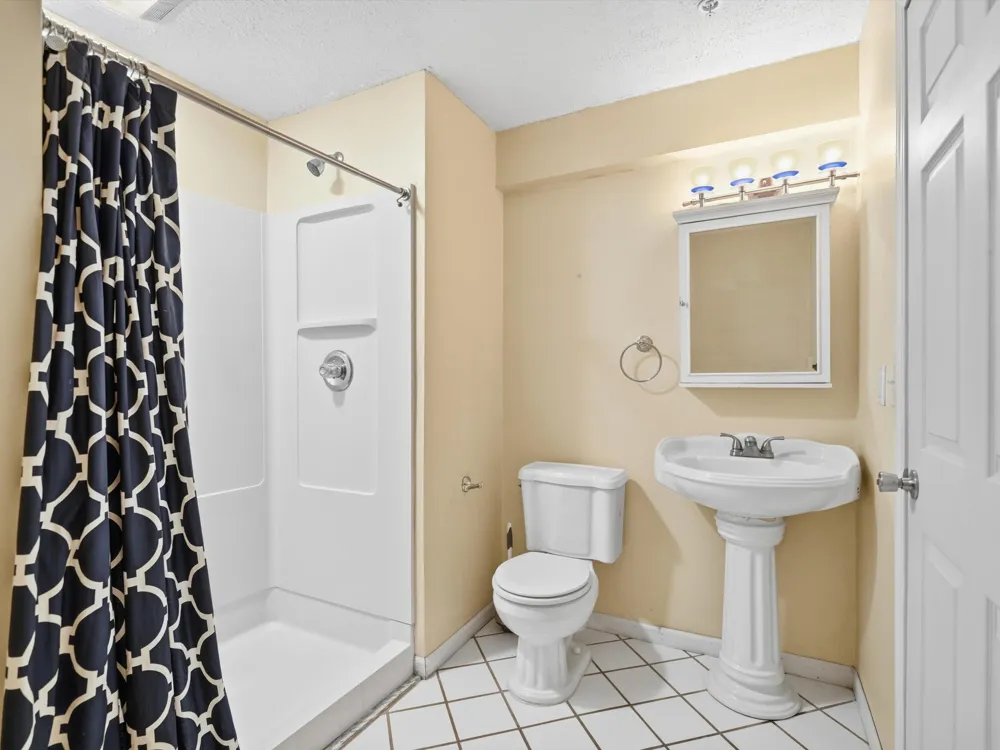 229 Scio Village Court #106 Ann Arbor, MI 48103