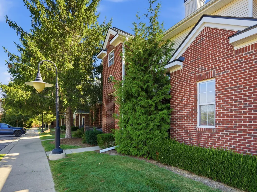 229 Scio Village Court #106 Ann Arbor, MI 48103