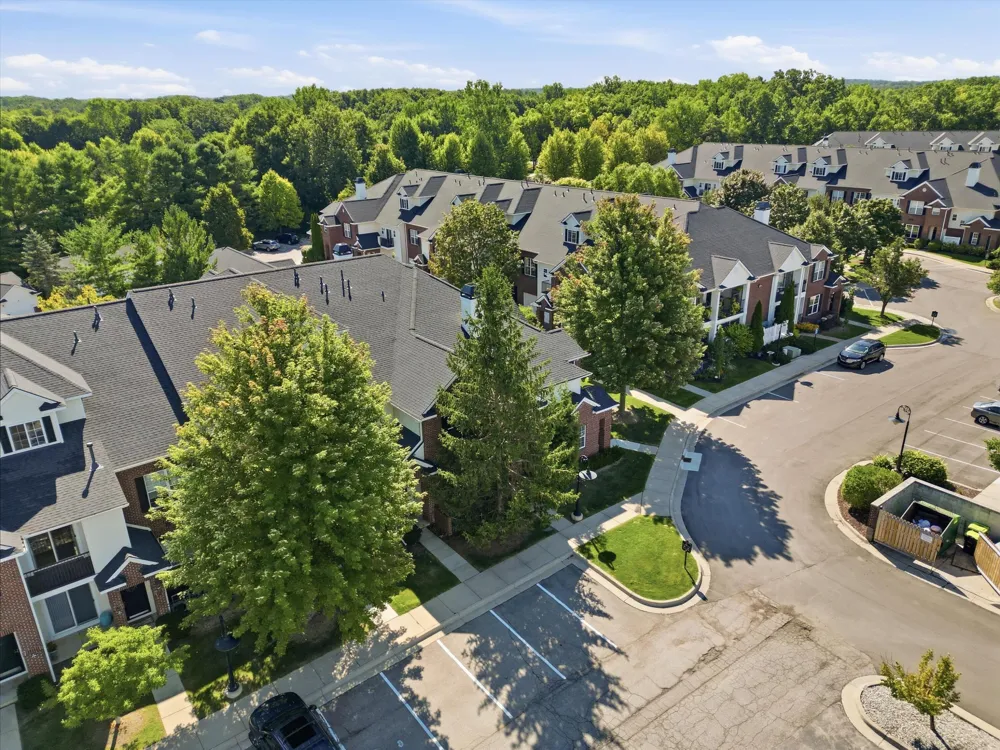 229 Scio Village Court #106 Ann Arbor, MI 48103