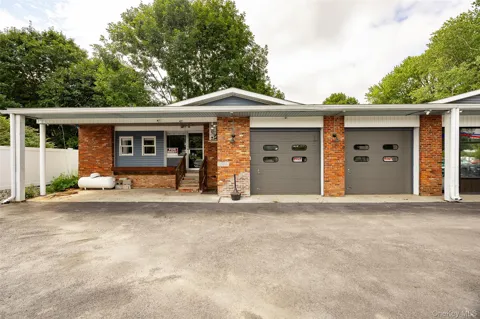 815 Violet Avenue #1A