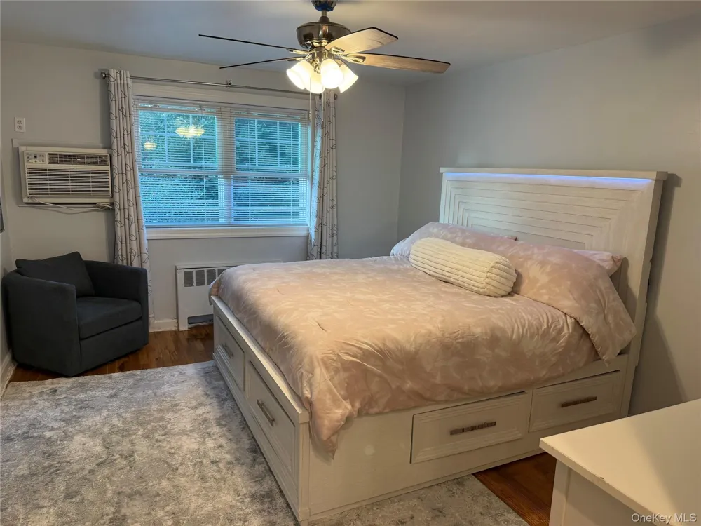 226-09 Union Turnpike #B Oakland Gardens, NY 11364