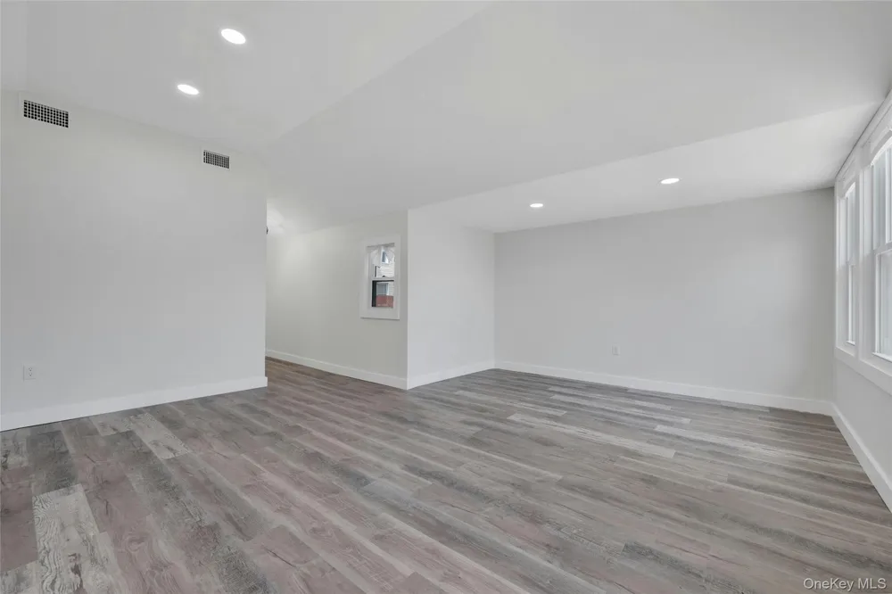 Address Not Shown Bronx, NY 10464
