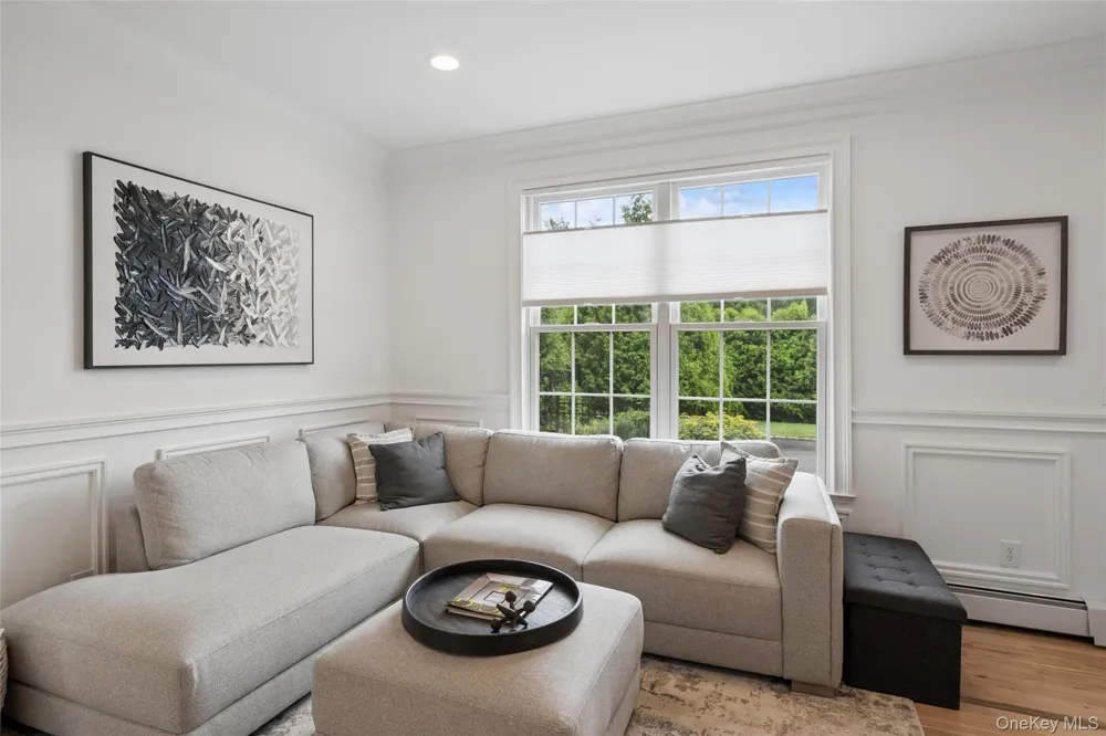 80 Alfred Avenue Baiting Hollow, NY 11933