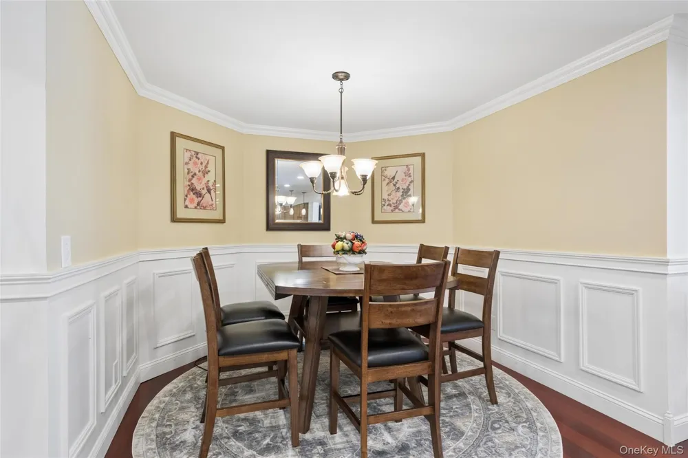 80 Alfred Avenue Baiting Hollow, NY 11933