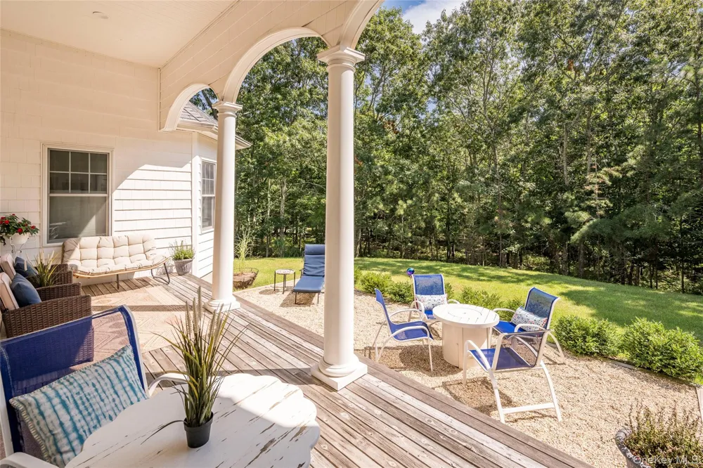 78 Channing Cross Hampton Bays, NY 11946
