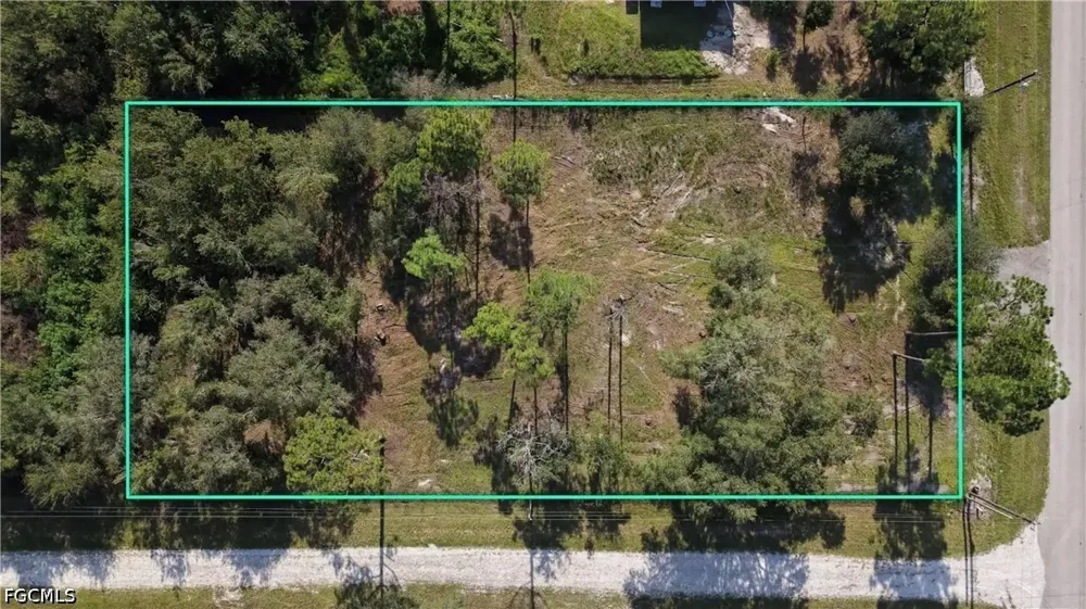 Avenida Del Sur Clewiston, FL 33440