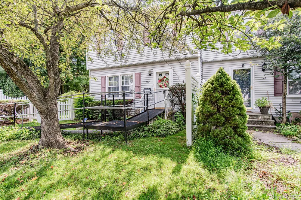 218 Fishkill Landing Beacon, NY 12508