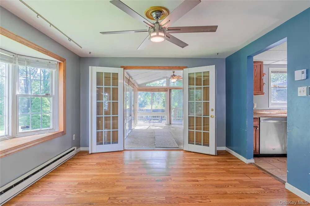 218 Fishkill Landing Beacon, NY 12508