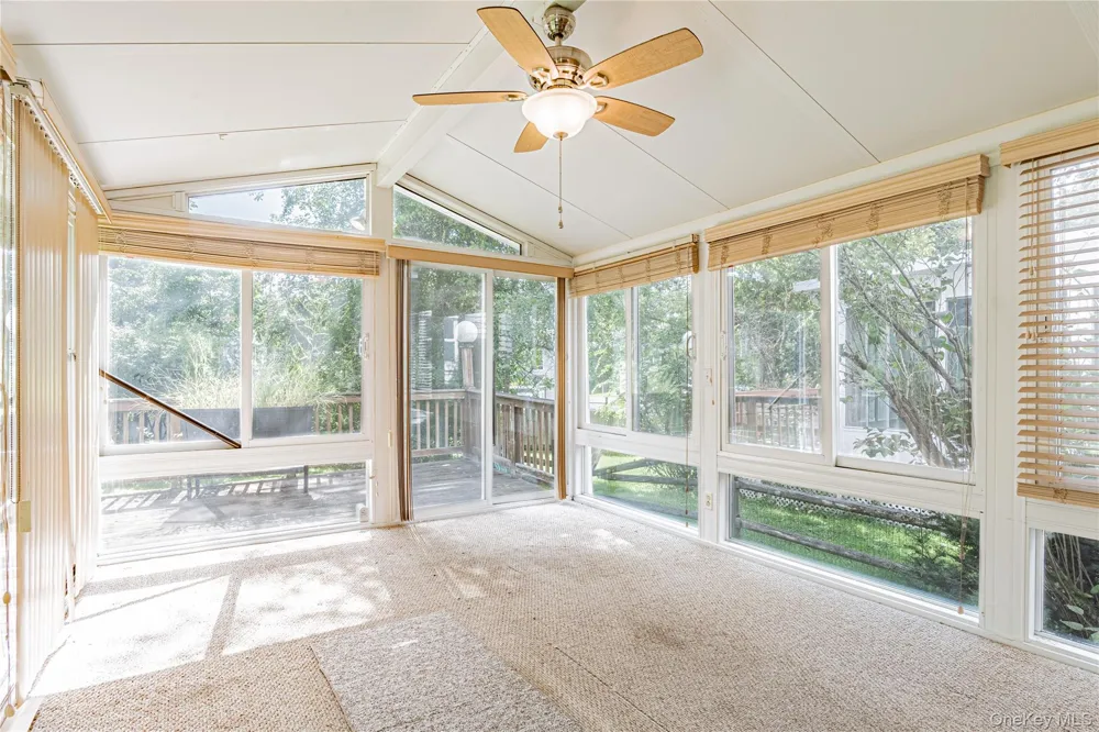 218 Fishkill Landing Beacon, NY 12508