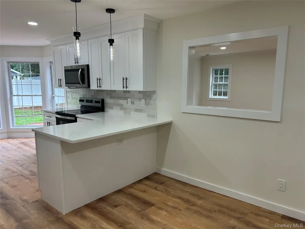 5 Orleans Green Coram, NY 11727