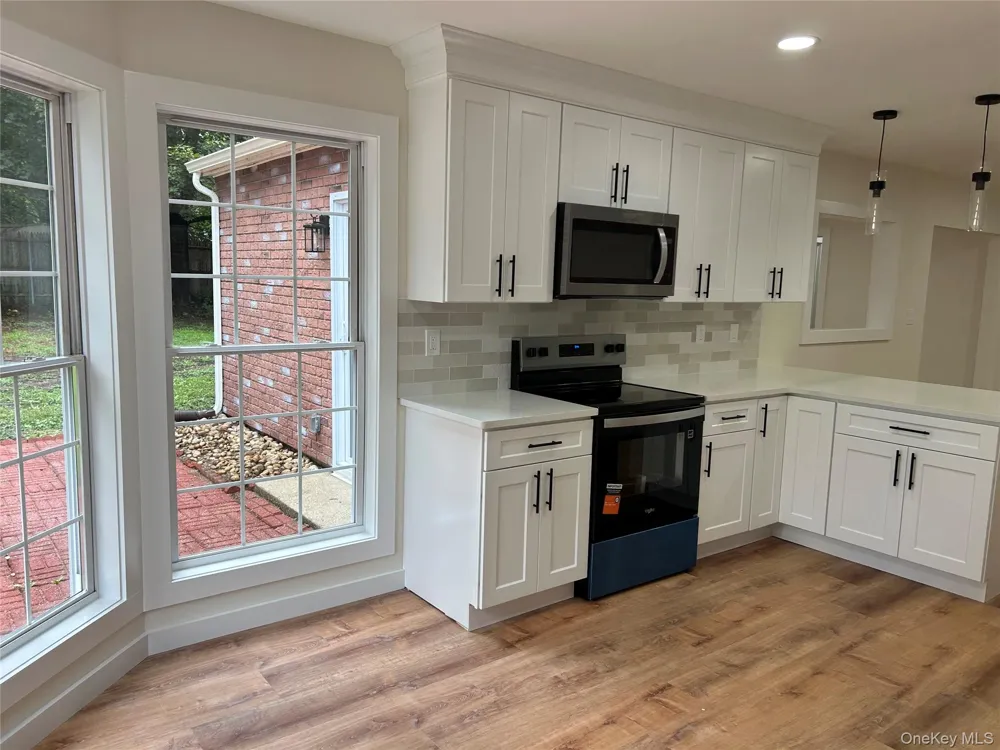 5 Orleans Green Coram, NY 11727