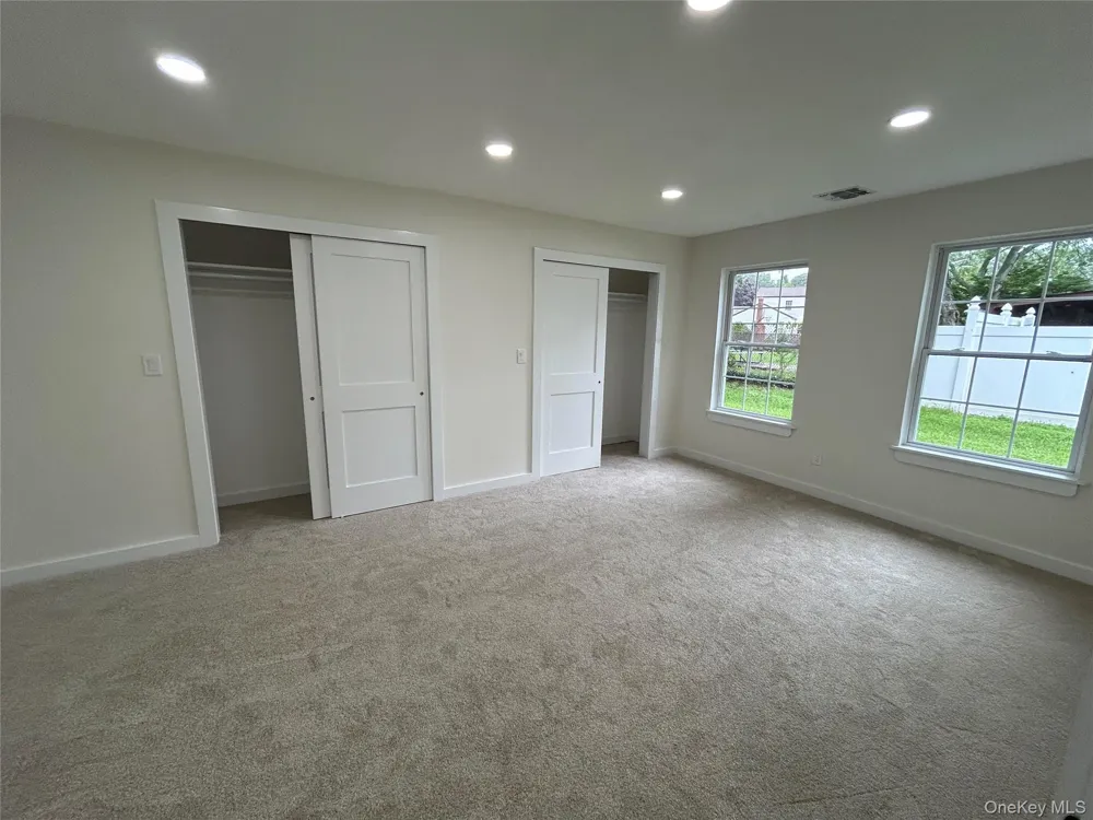 5 Orleans Green Coram, NY 11727