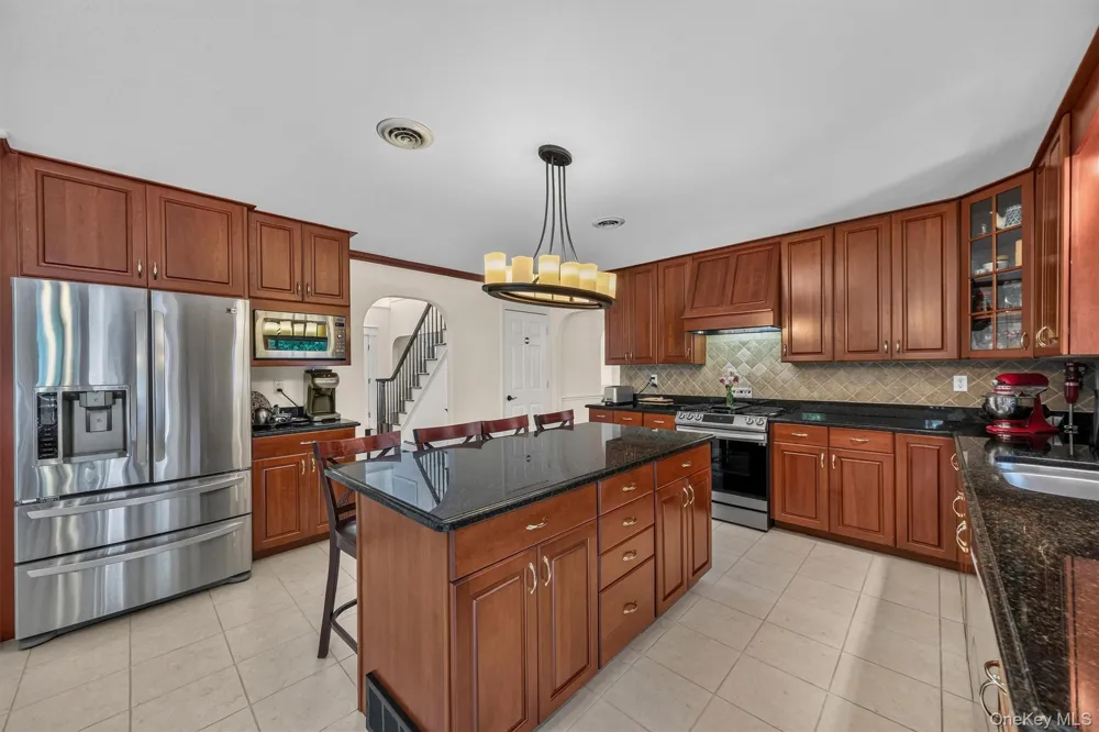44 Greenwich Avenue Central Valley, NY 10917