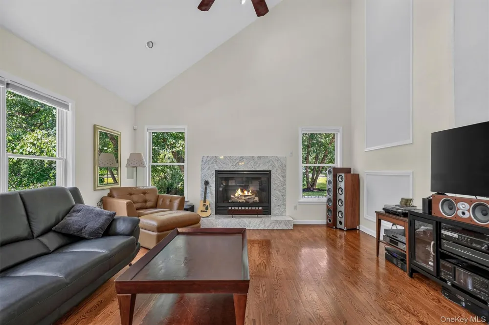 44 Greenwich Avenue Central Valley, NY 10917