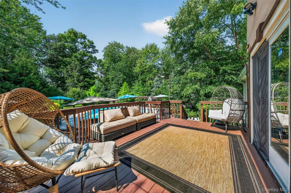 44 Greenwich Avenue Central Valley, NY 10917