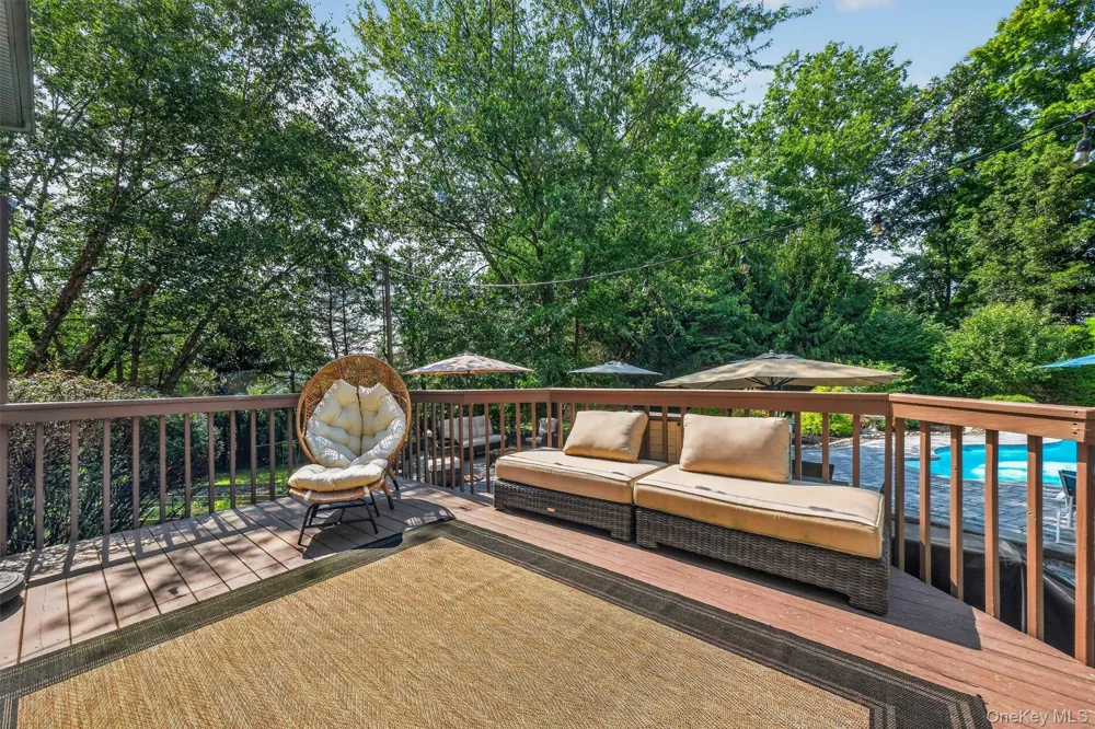 44 Greenwich Avenue Central Valley, NY 10917