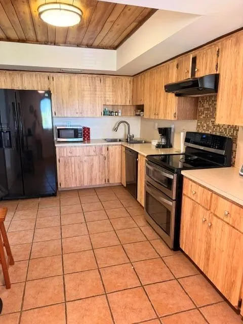 316 Orange Tree Drive #C Atlantis, FL 33462