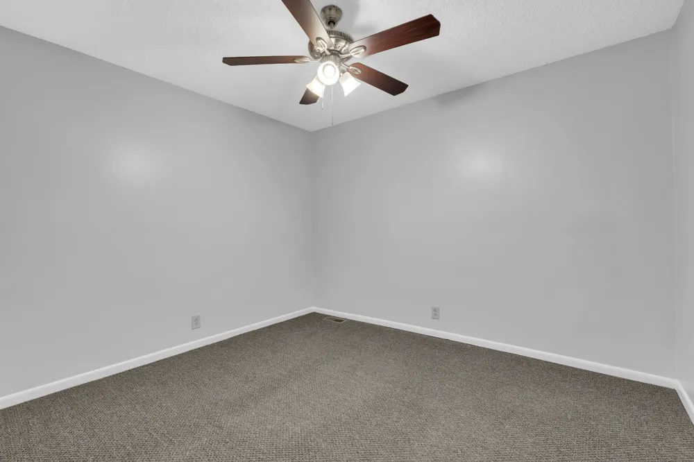 625 Dutchmans Dr Hermitage, TN 37076