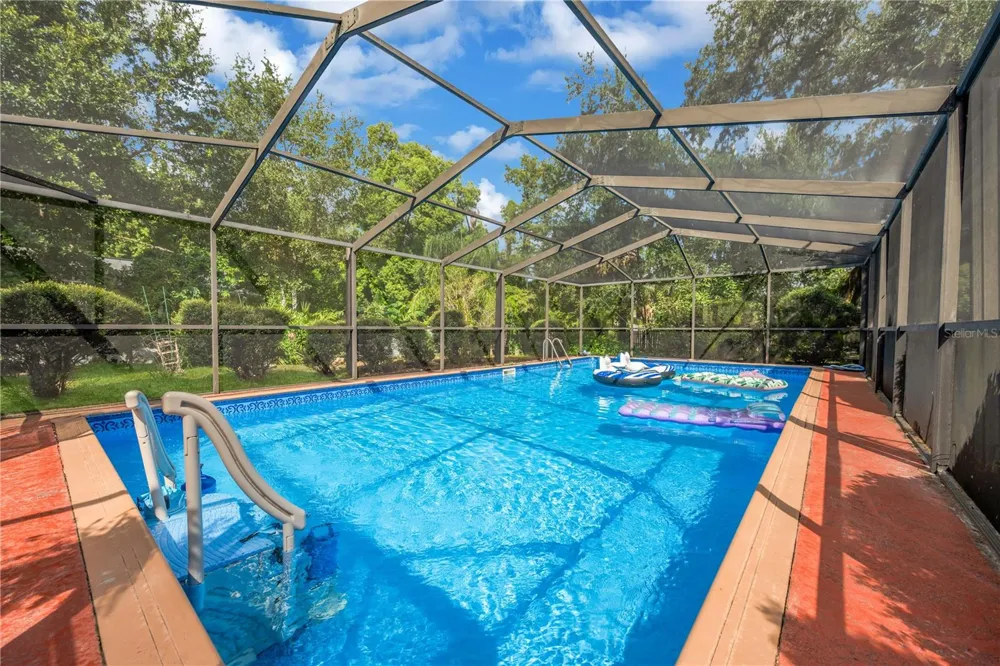 1708 WOODBINE DRIVE Brandon, FL 33510