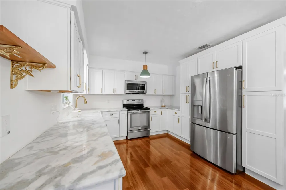 1708 WOODBINE DRIVE Brandon, FL 33510