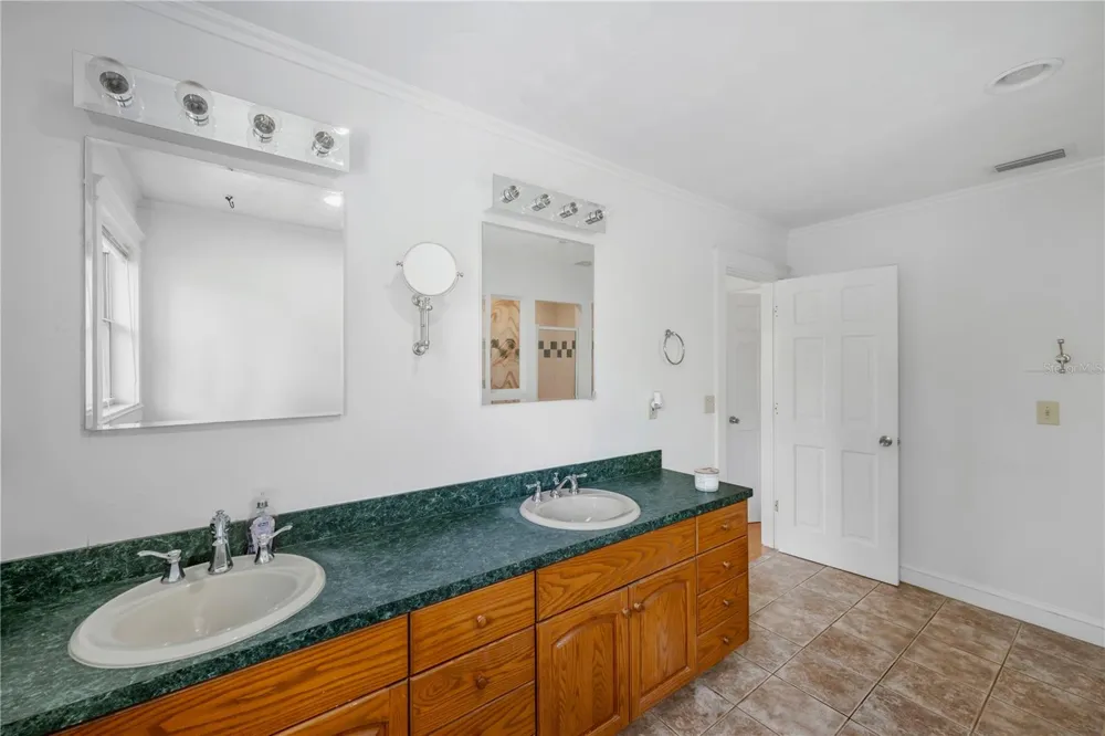 1708 WOODBINE DRIVE Brandon, FL 33510