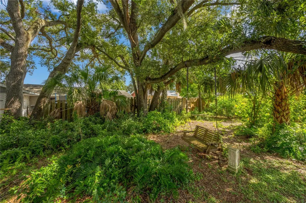 1708 WOODBINE DRIVE Brandon, FL 33510