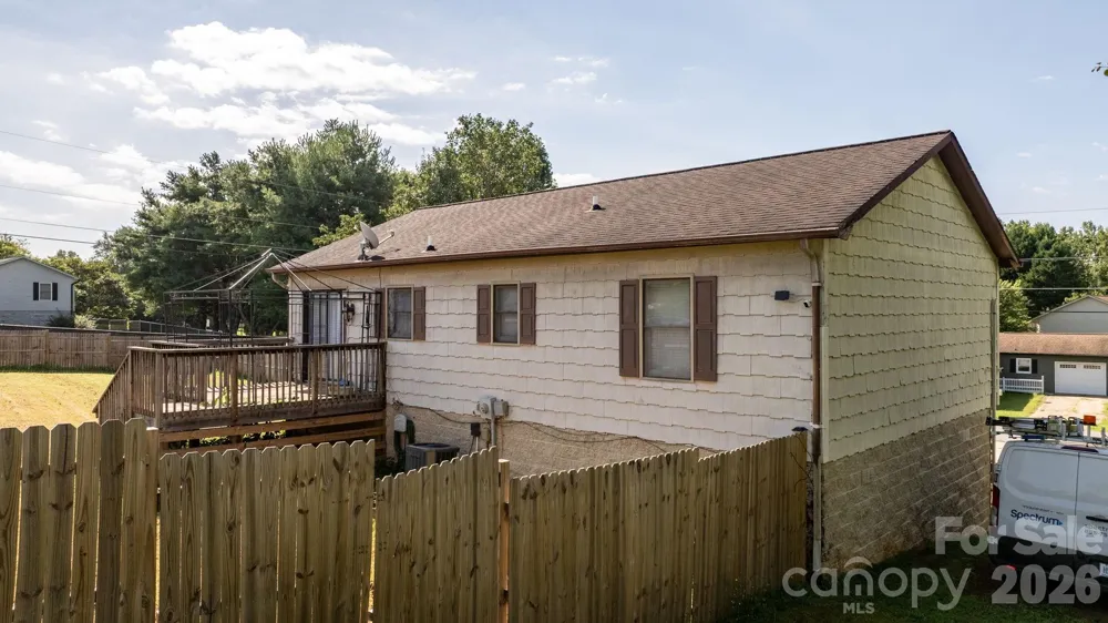 804 Southside Court Lenoir, NC 28645