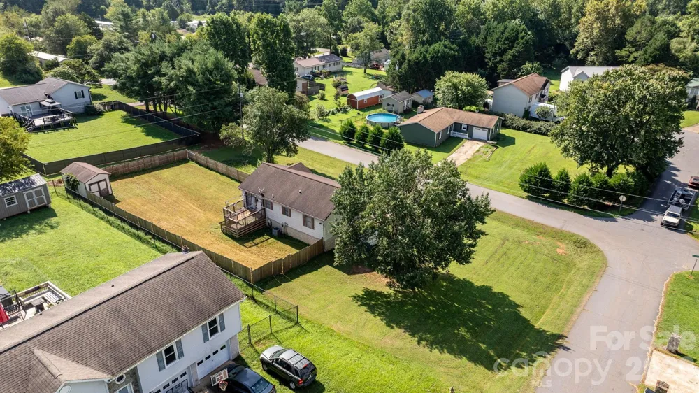 804 Southside Court Lenoir, NC 28645