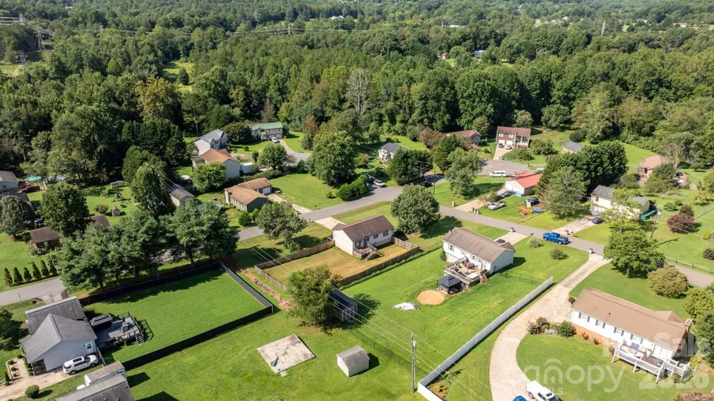 804 Southside Court Lenoir, NC 28645
