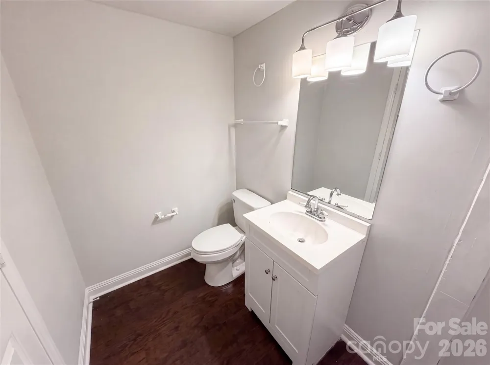 8042 Regent Park Lane Charlotte, NC 28210