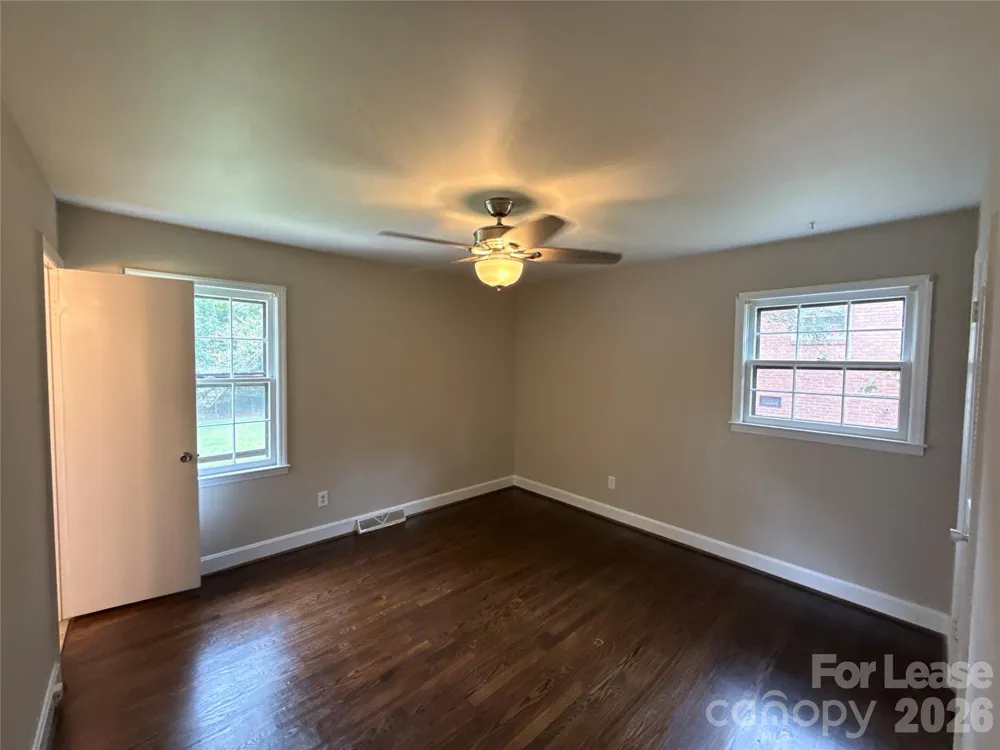 1427 Churchill Drive Gastonia, NC 28054