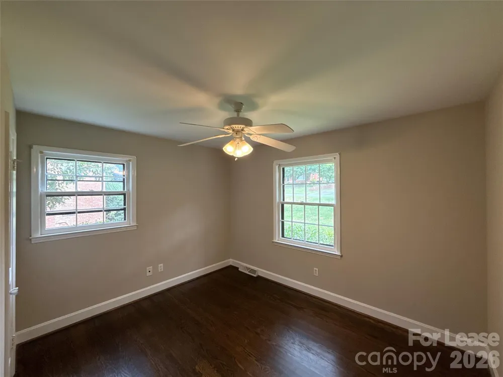 1427 Churchill Drive Gastonia, NC 28054