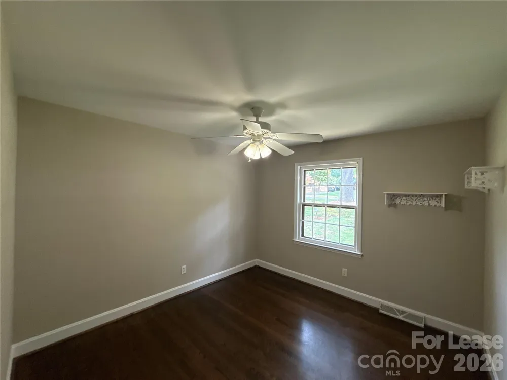 1427 Churchill Drive Gastonia, NC 28054