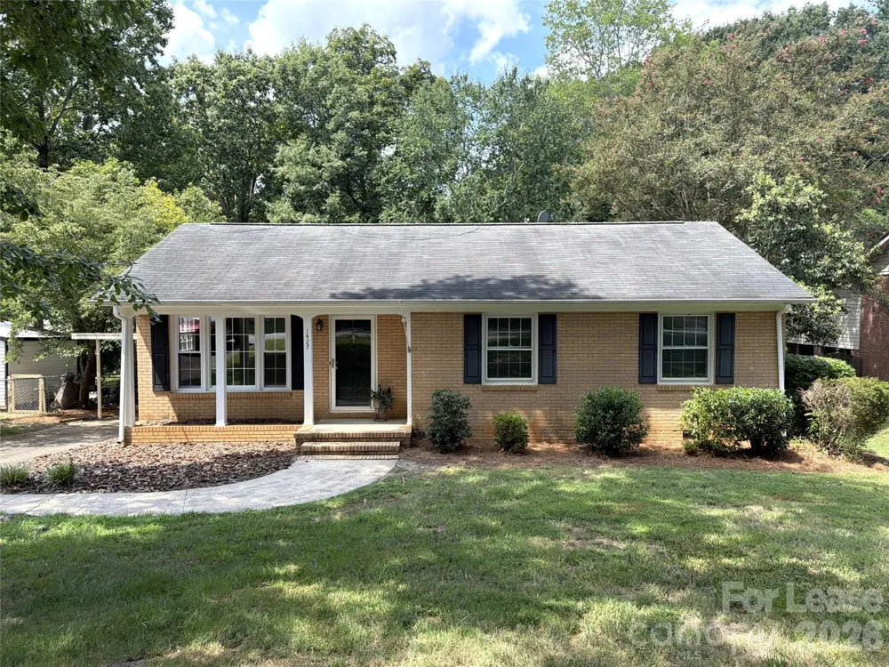 1427 Churchill Drive Gastonia, NC 28054