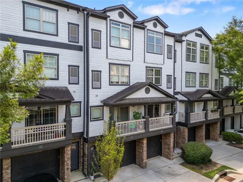 221 Semel Circle NW #260