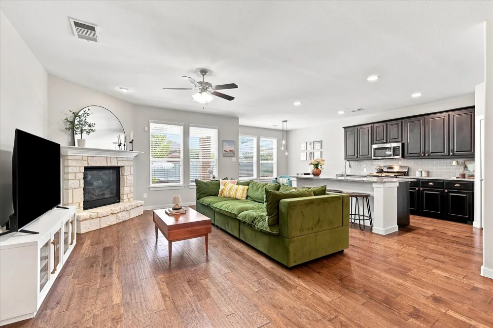 1725 Kaiser Cove Argyle, TX 76226