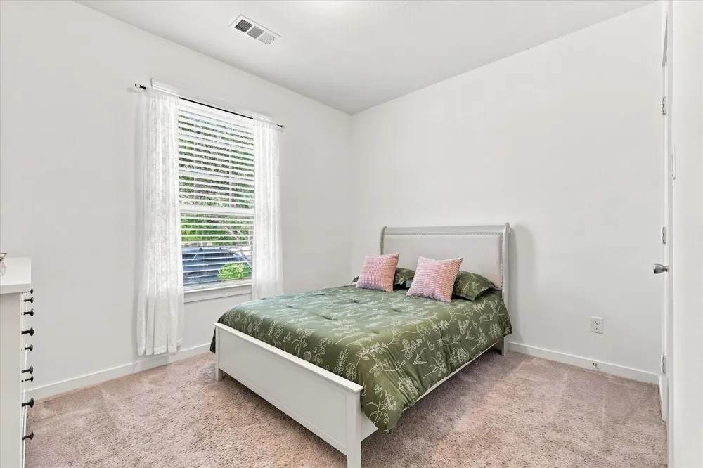 1725 Kaiser Cove Argyle, TX 76226