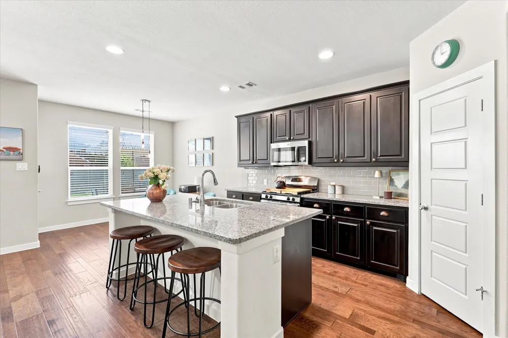 1725 Kaiser Cove Argyle, TX 76226