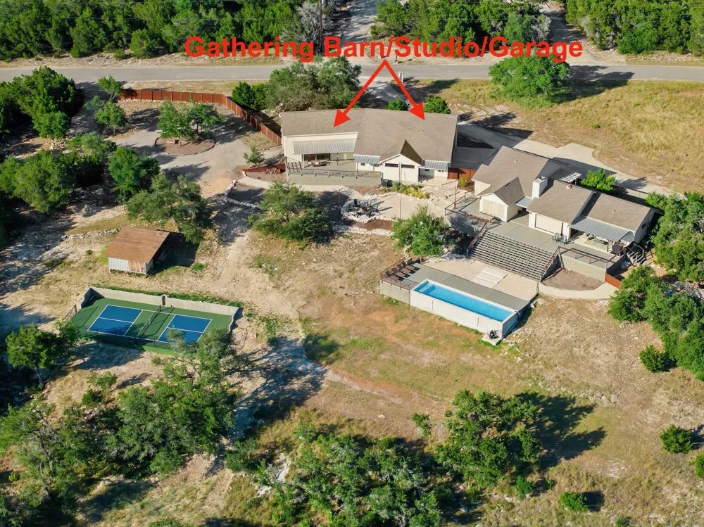 1300 Skyline Ridge Lookout Wimberley, TX 78676