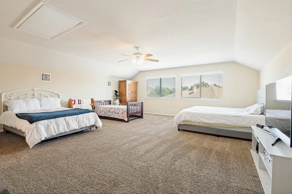 702 Champlain Court Midlothian, TX 76065